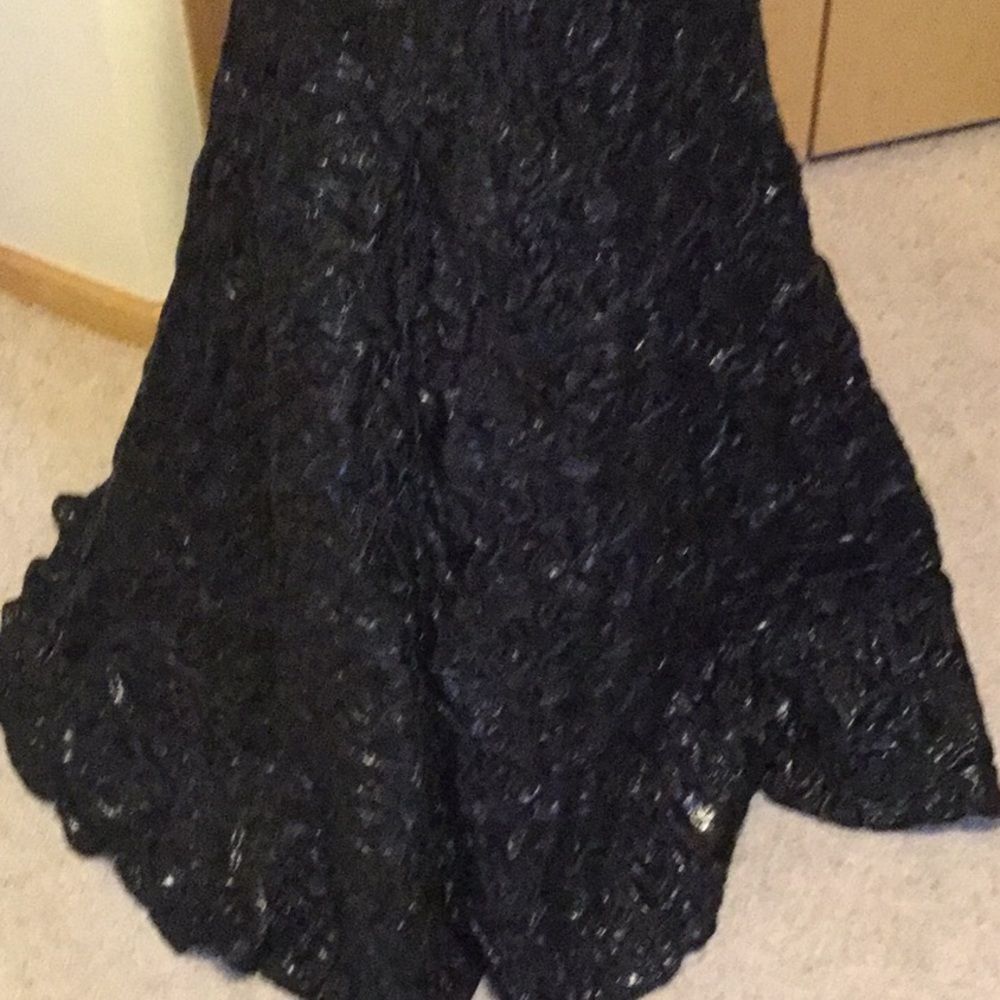 Milly Penelope Rosette Jacquard Mermaid Gown - Picture 5 of 8